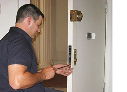 Security Locksmith Services Newtown, PA 215-254-6528 - 11-Lock-And-Locksmith